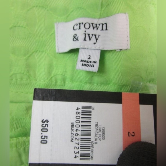 NWT Crown and Ivy yellow green shorts - Picture 3 of 5